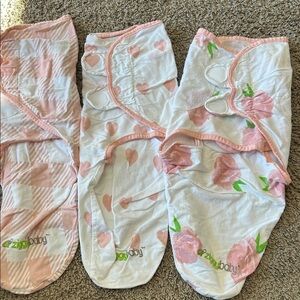 Pink and White Swaddle Set